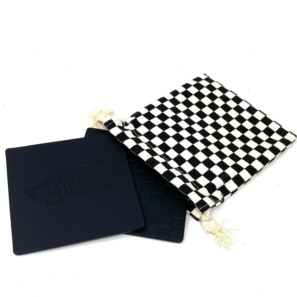 VANS Family Coasters Faux Leather Checkerboard White Black Set Bag VN0009M8NOA